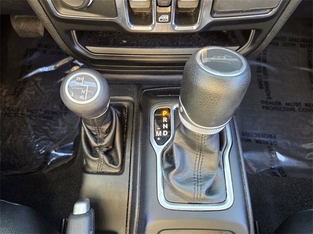 Certified 2021 Jeep Gladiator Willys image 31