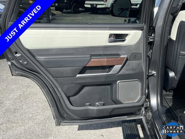 Used 2025 Toyota Sequoia Capstone image 18