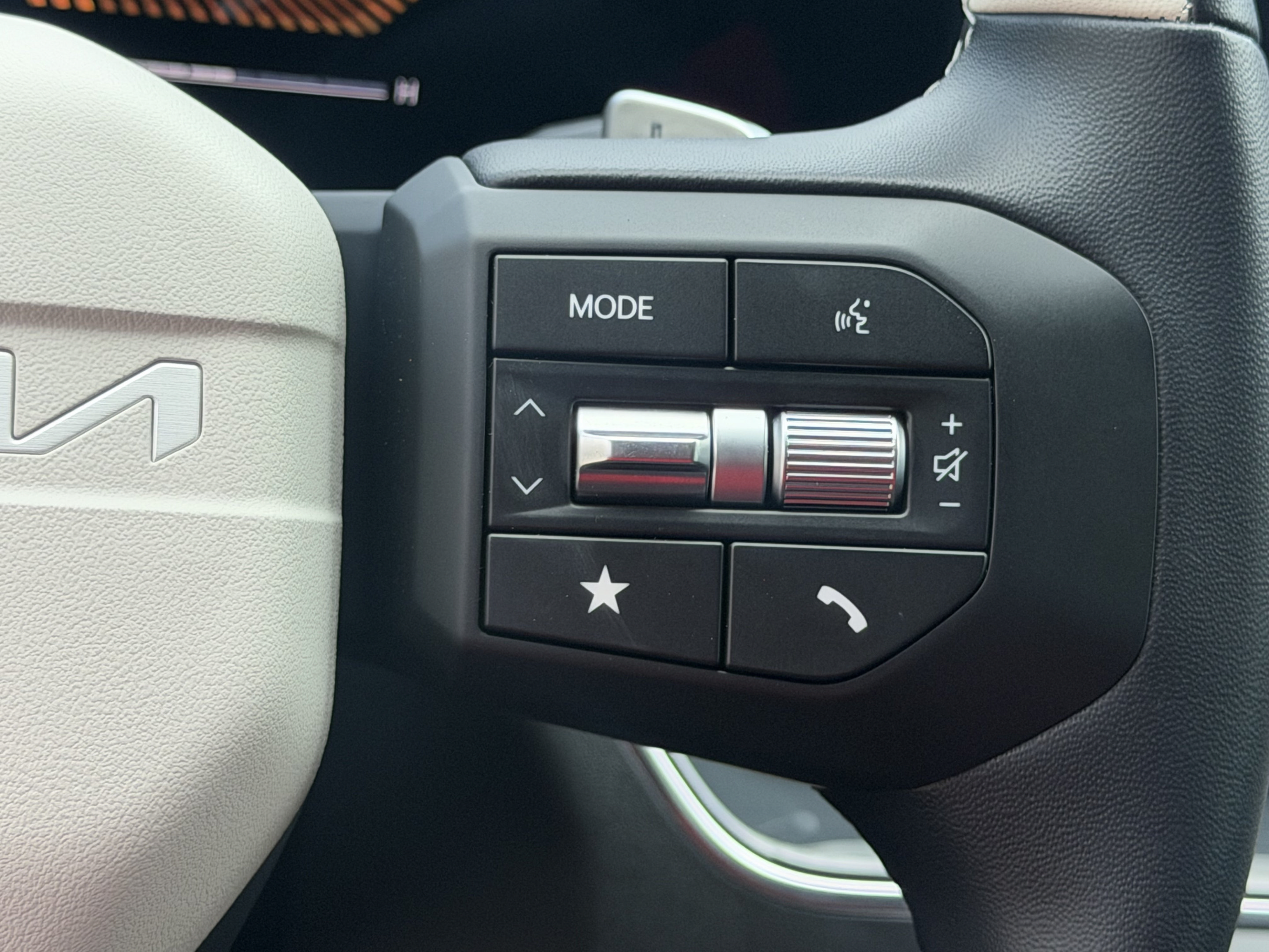 New 2026 Kia K4 GT-Line FWD image 16