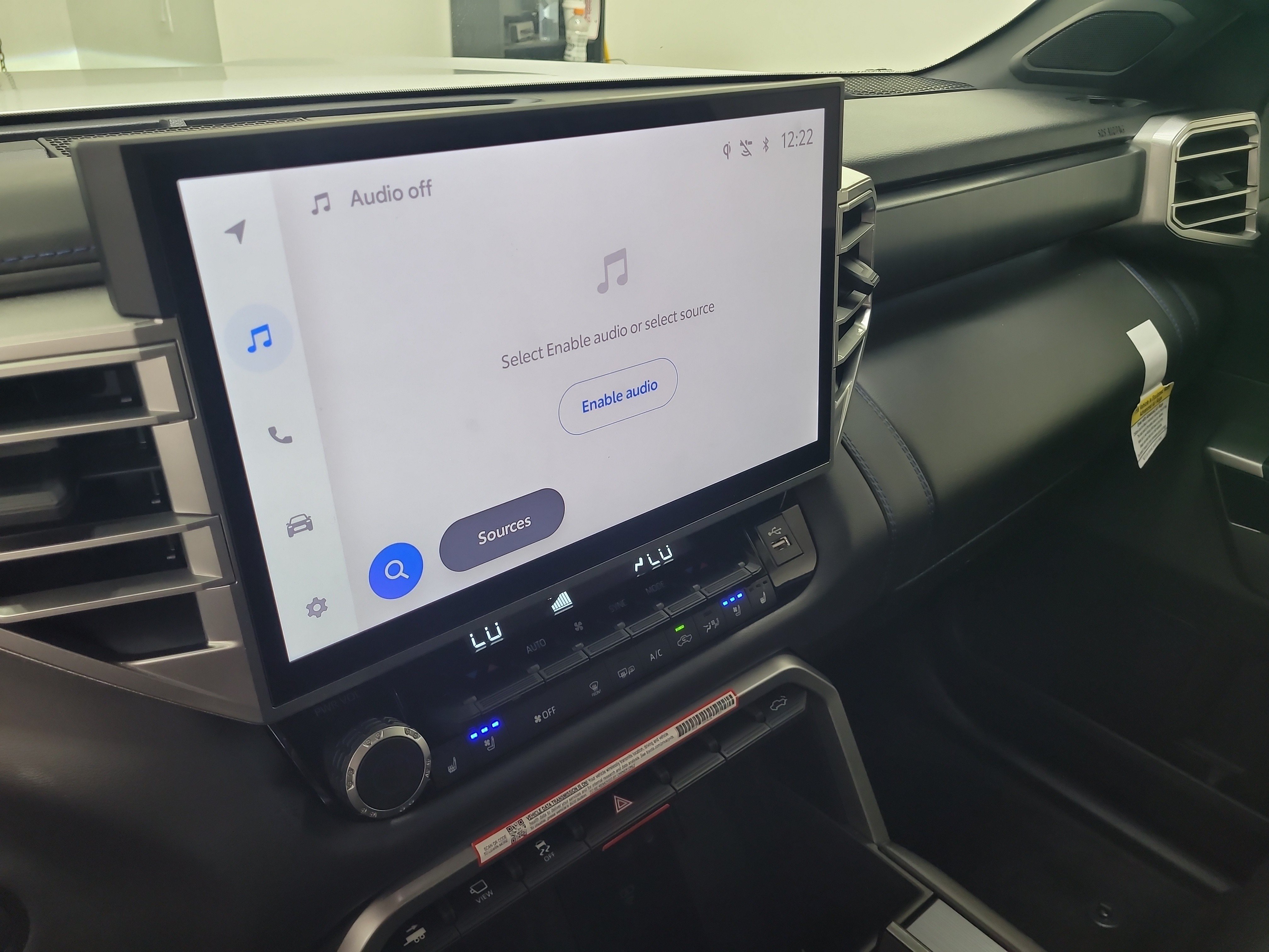 Certified 2025 Toyota Tundra Platinum AWD/4WD image 28