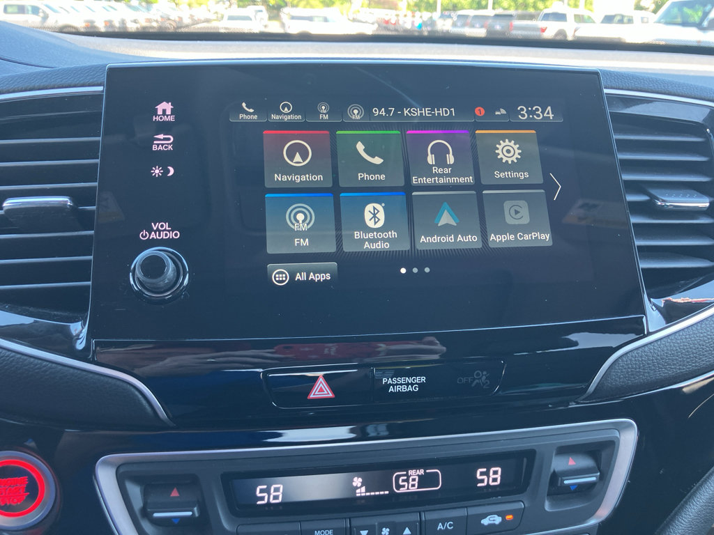 Used 2022 Honda Pilot Touring image 16