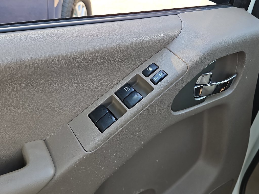 Used 2019 Nissan Frontier SV w/ Value Truck Package AWD/4WD image 17
