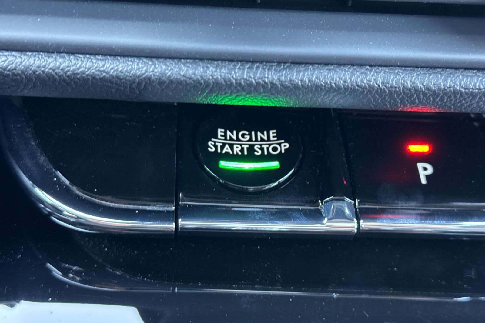 New 2025 Lincoln Corsair Reserve w/ Equipment Group 202A image 22