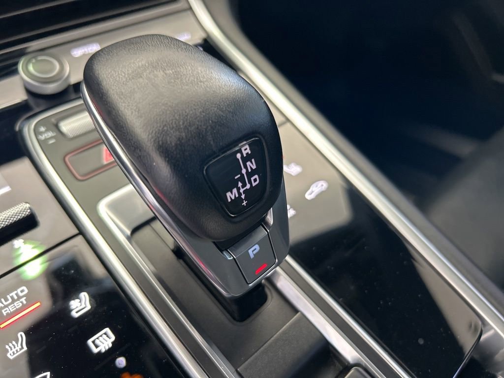 Used 2020 Porsche Panamera GTS image 8