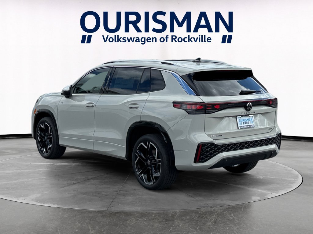 New 2026 Volkswagen Tiguan SEL R-Line AWD/4WD image 4