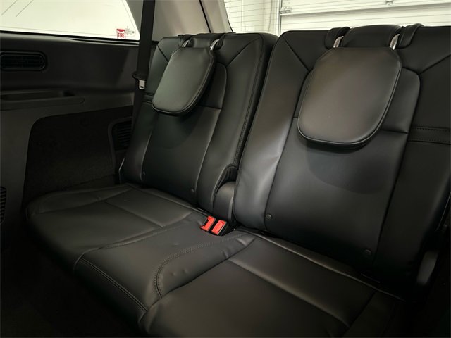 New 2026 Lincoln Aviator AWD image 17