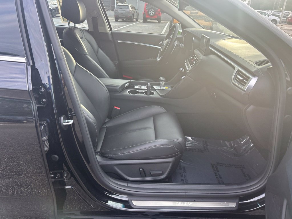 Used 2026 Genesis G70 2.5T RWD image 23