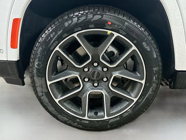 New 2025 Jeep Wagoneer L Series III w/ Quick Order Package 25C Super image 35