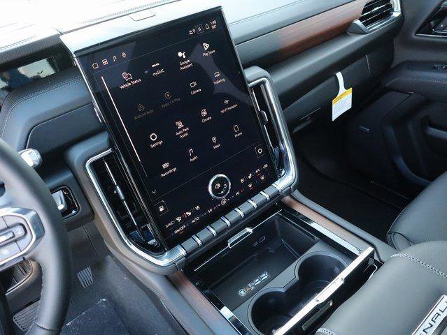 New 2026 GMC Yukon Denali image 39
