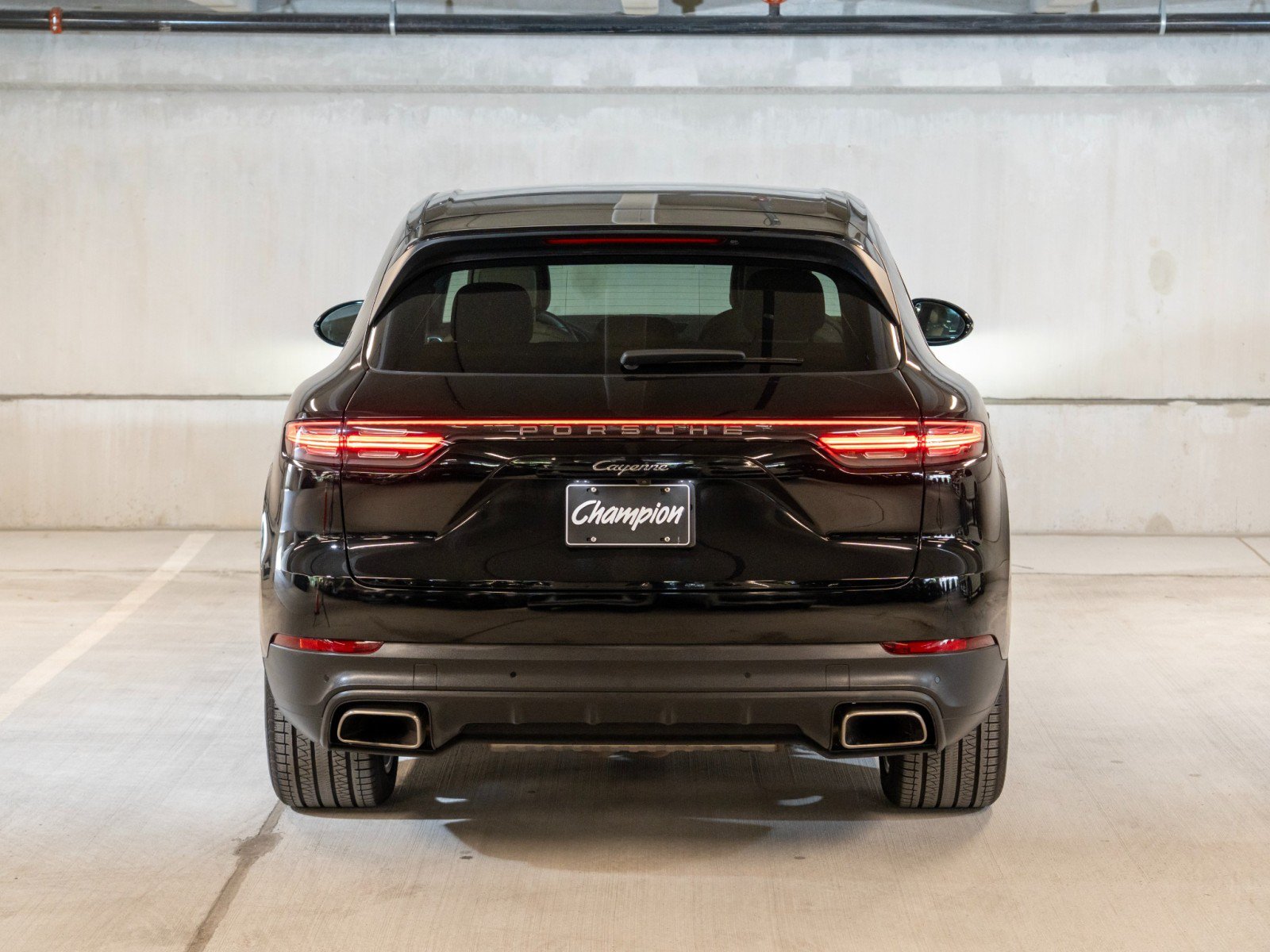 Certified 2022 Porsche Cayenne AWD/4WD image 6