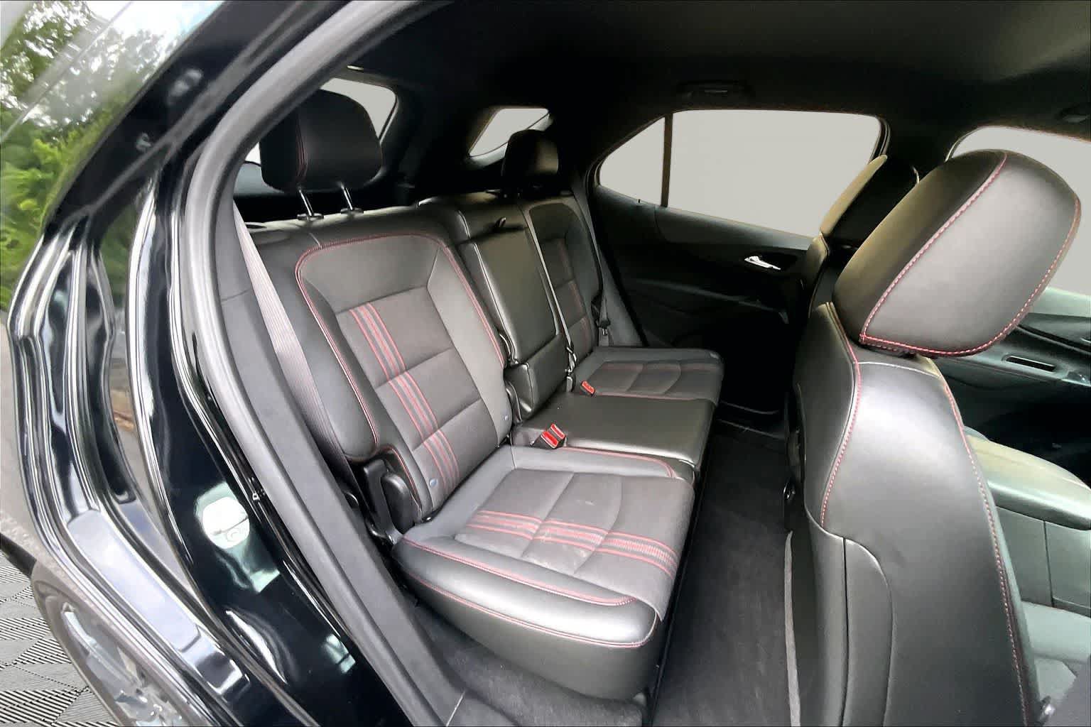 Used 2023 Chevrolet Equinox RS FWD image 20