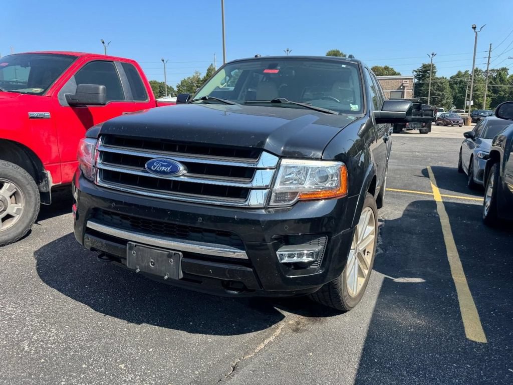 Used 2017 Ford Expedition Limited w/ Equipment Group 301A AWD/4WD image 5
