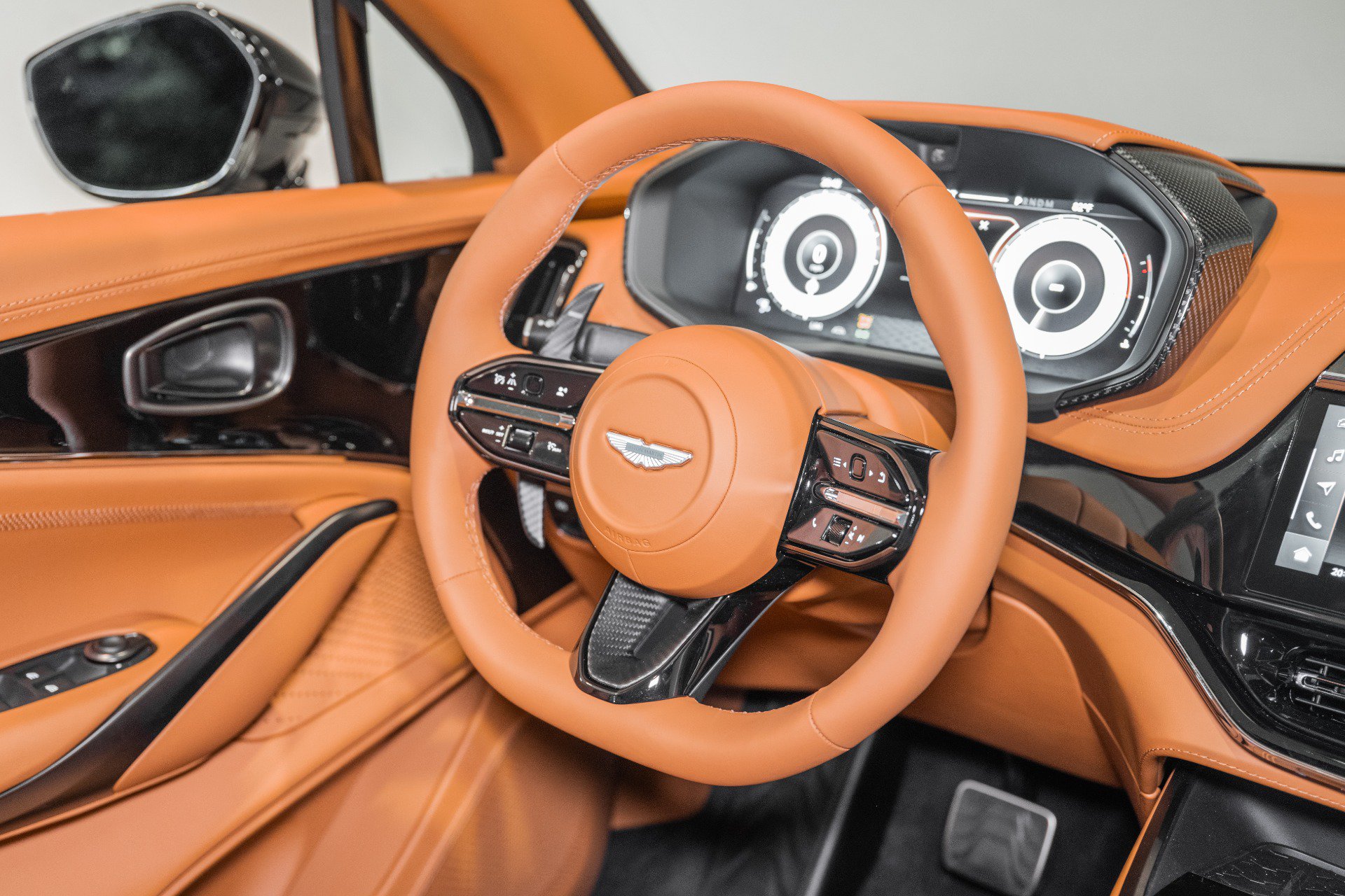 New 2026 Aston Martin DBX 707 AWD/4WD image 25