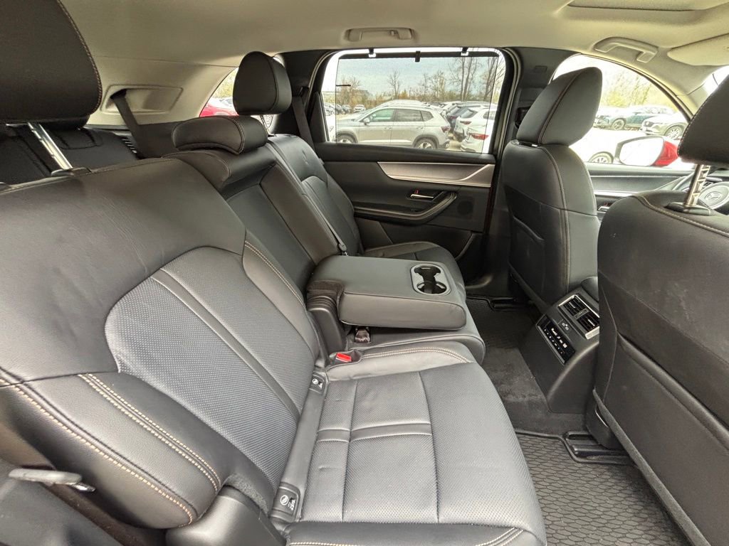 Certified 2025 MAZDA CX-90 3.3 Turbo w/ Preferred Package image 18