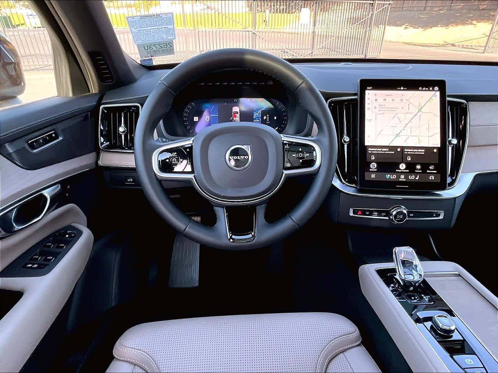 Used 2026 Volvo XC90 B5 Ultra AWD/4WD image 7