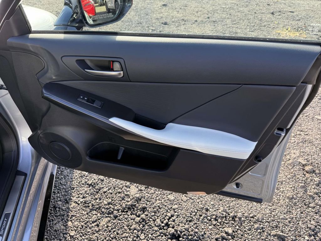 Used 2025 Lexus IS 350 F Sport image 17