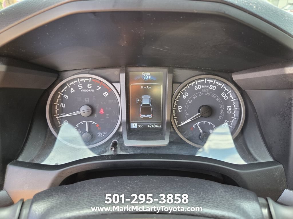 Used 2023 Toyota Tacoma TRD Off-Road w/ Technology Package AWD/4WD image 27