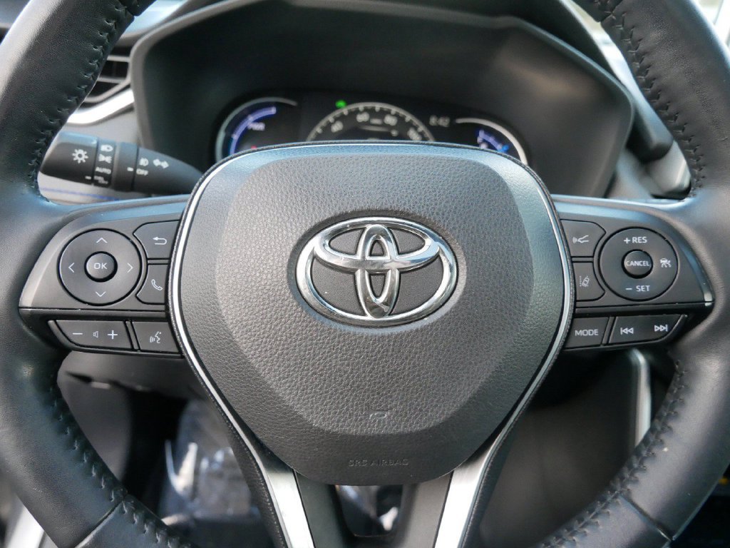 Used 2020 Toyota RAV4 XSE AWD/4WD image 19