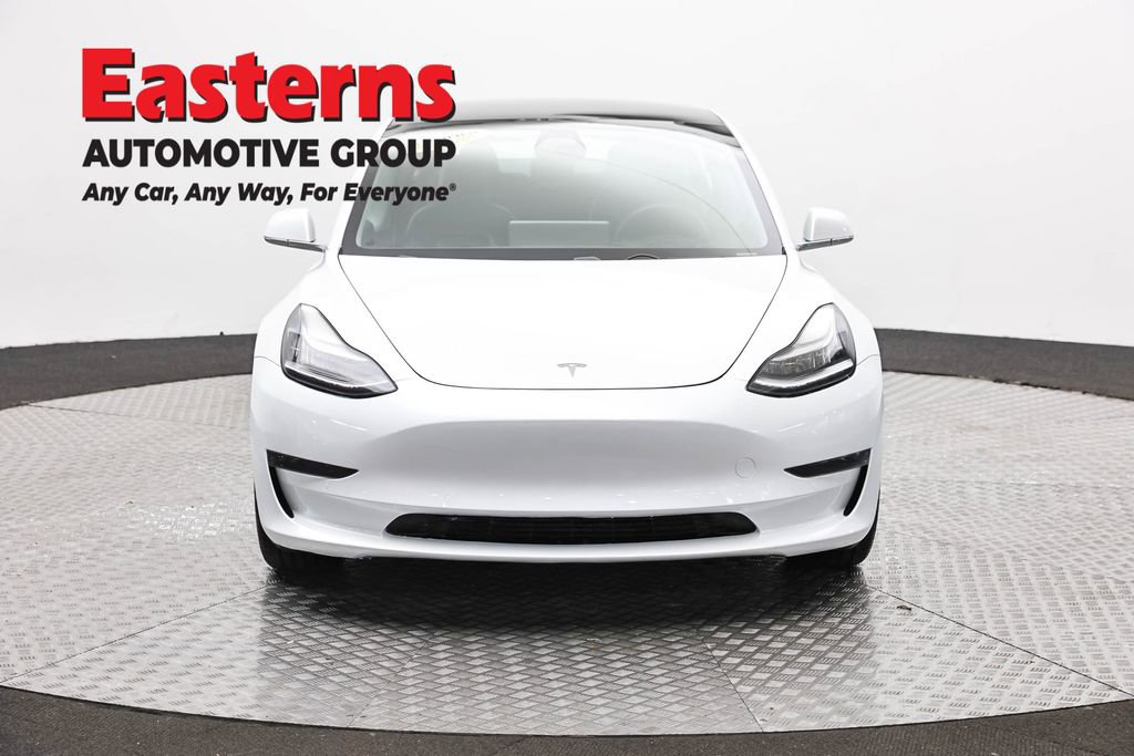 Used 2019 Tesla Model 3 Standard Range Plus RWD image 2