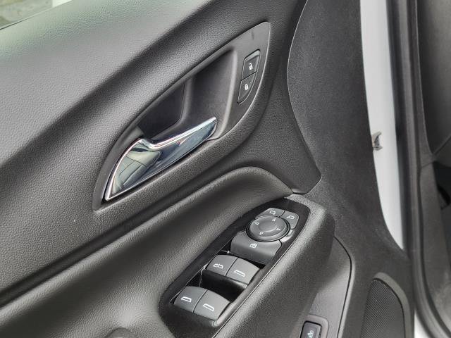 Used 2022 Chevrolet Equinox Premier AWD/4WD image 7