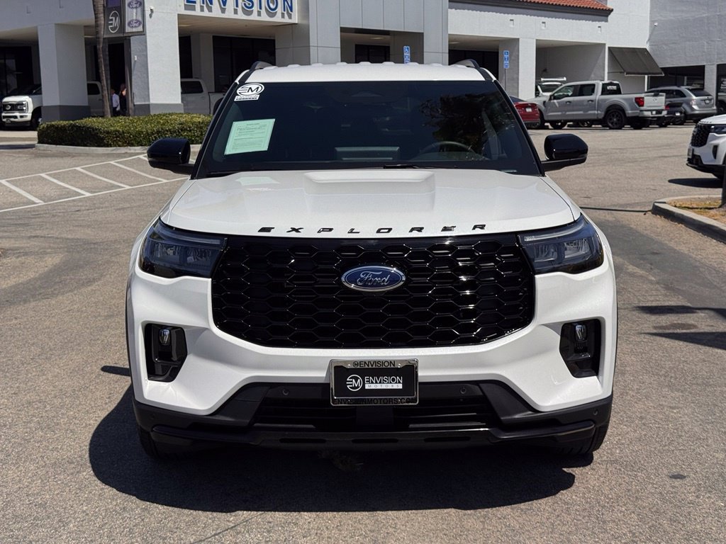 Used 2026 Ford Explorer ST-Line RWD image 6