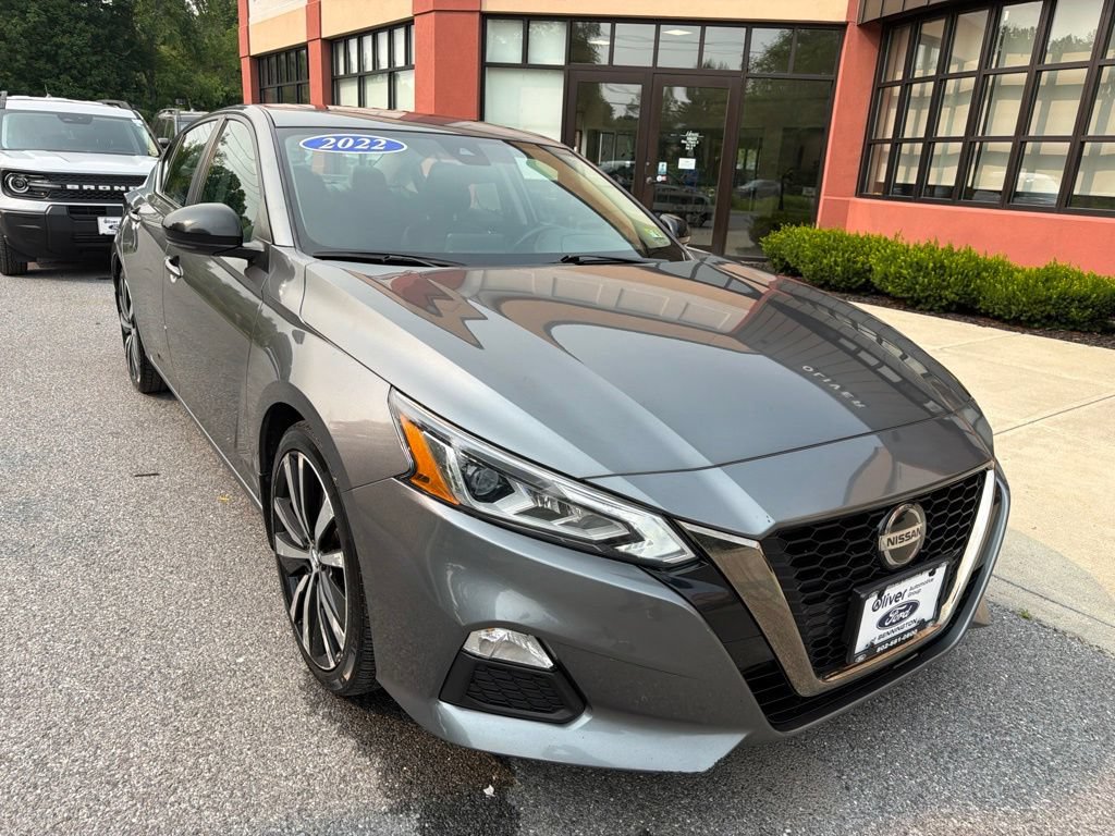 Used 2022 Nissan Altima 2.0 SR FWD image 9