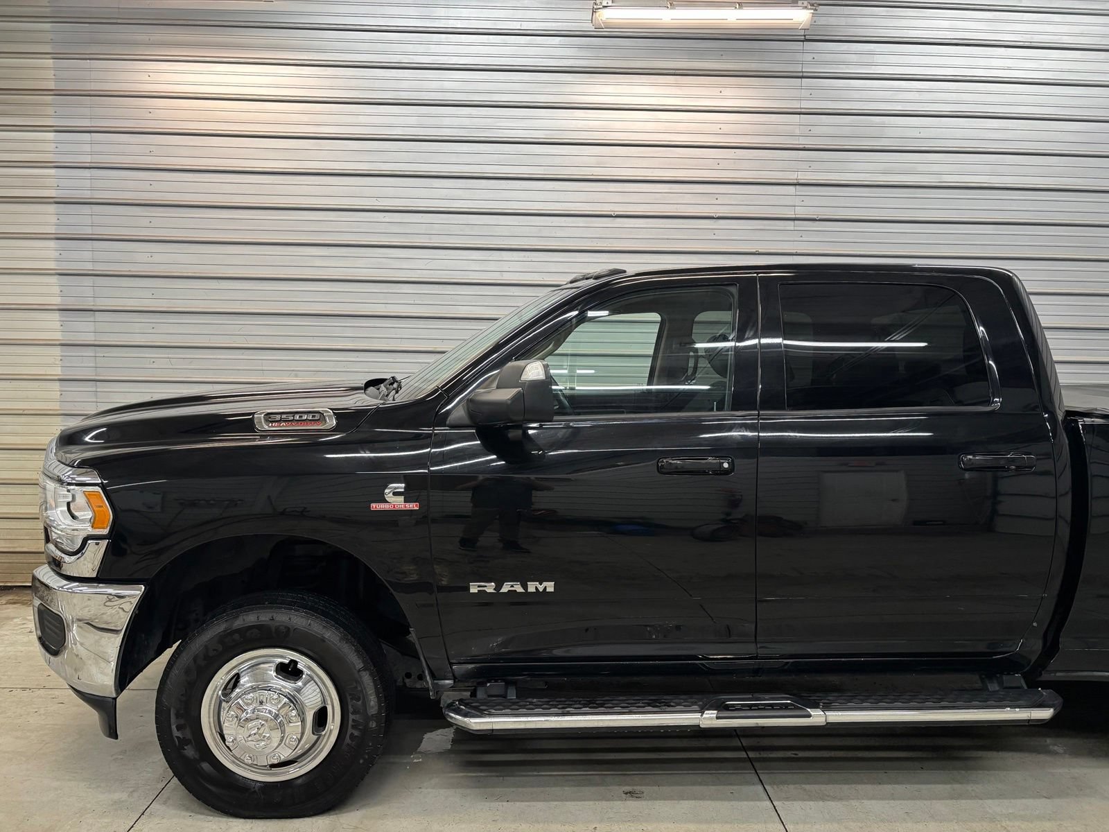 Used 2020 RAM 3500 Big Horn AWD/4WD image 3