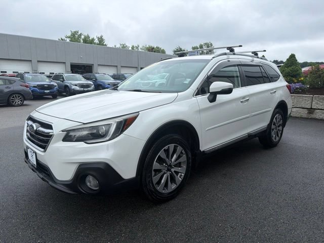 Used 2019 Subaru Outback 2.5i Touring AWD/4WD image 3