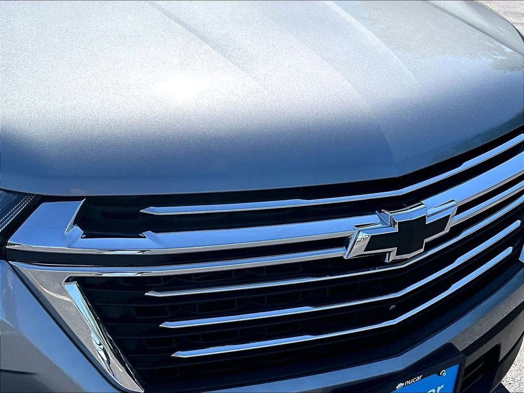 Used 2023 Chevrolet Traverse LT w/ LT Premium Package AWD/4WD image 31