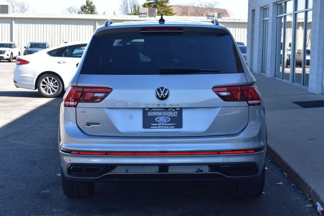 Used 2023 Volkswagen Tiguan SE R-Line image 10