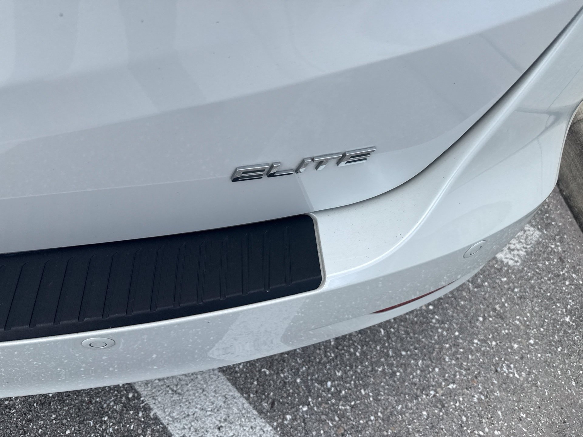 Used 2024 Honda Odyssey Elite image 6