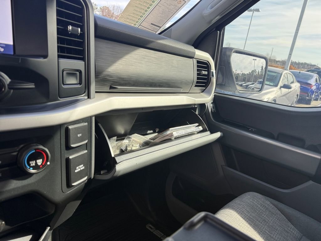 Used 2022 Ford F150 XLT w/ Trailer Tow Package image 8