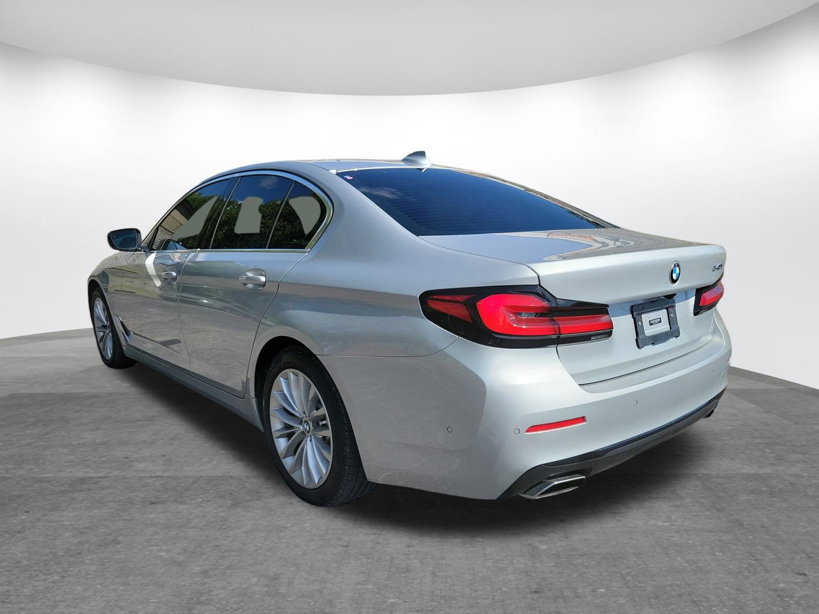 Used 2021 BMW 540i image 28