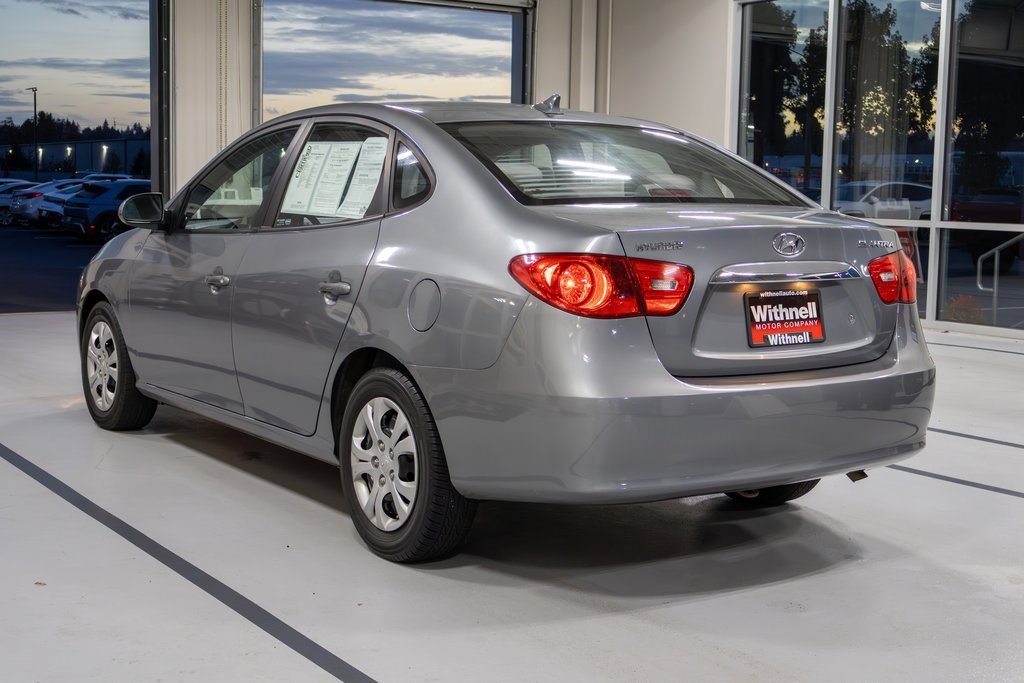 Used 2010 Hyundai Elantra GLS image 9