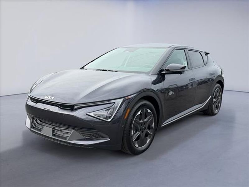 New 2025 Kia EV6 Light w/ Light LR Technology Package image 7