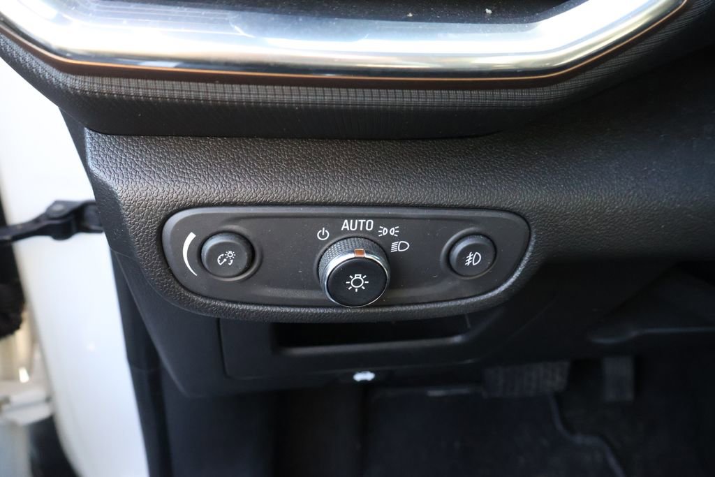 Used 2023 Chevrolet TrailBlazer ACTIV w/ Convenience Package image 15