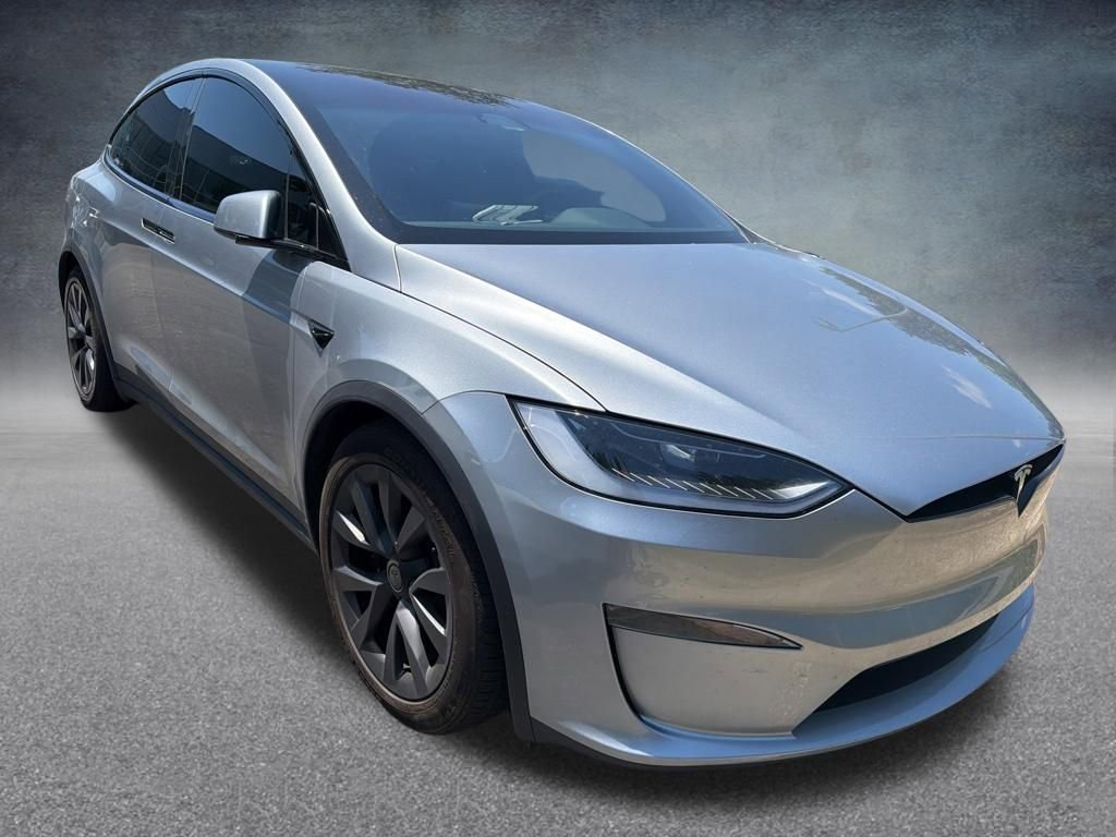 Used 2025 Tesla Model X AWD/4WD image 5
