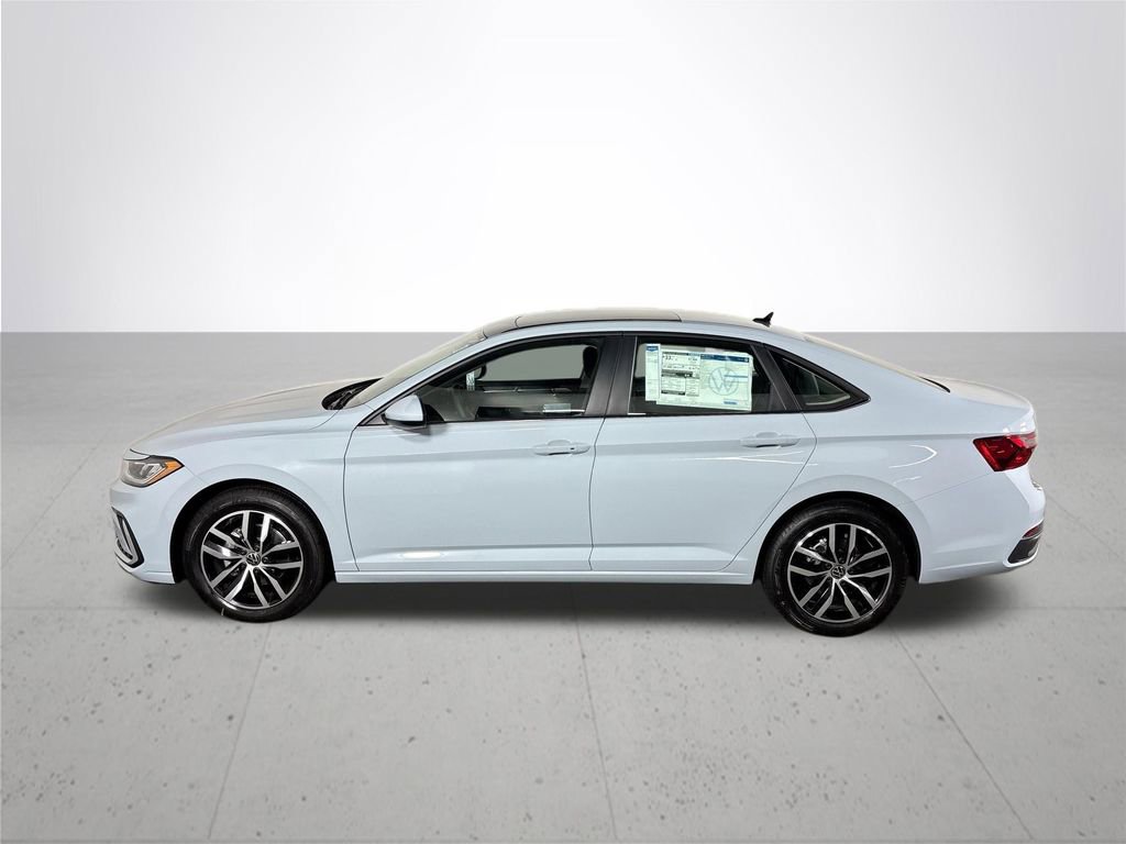 New 2026 Volkswagen Jetta SE image 9