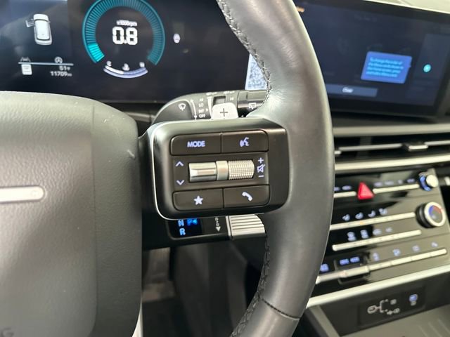 Used 2024 Hyundai Santa Fe SE image 16