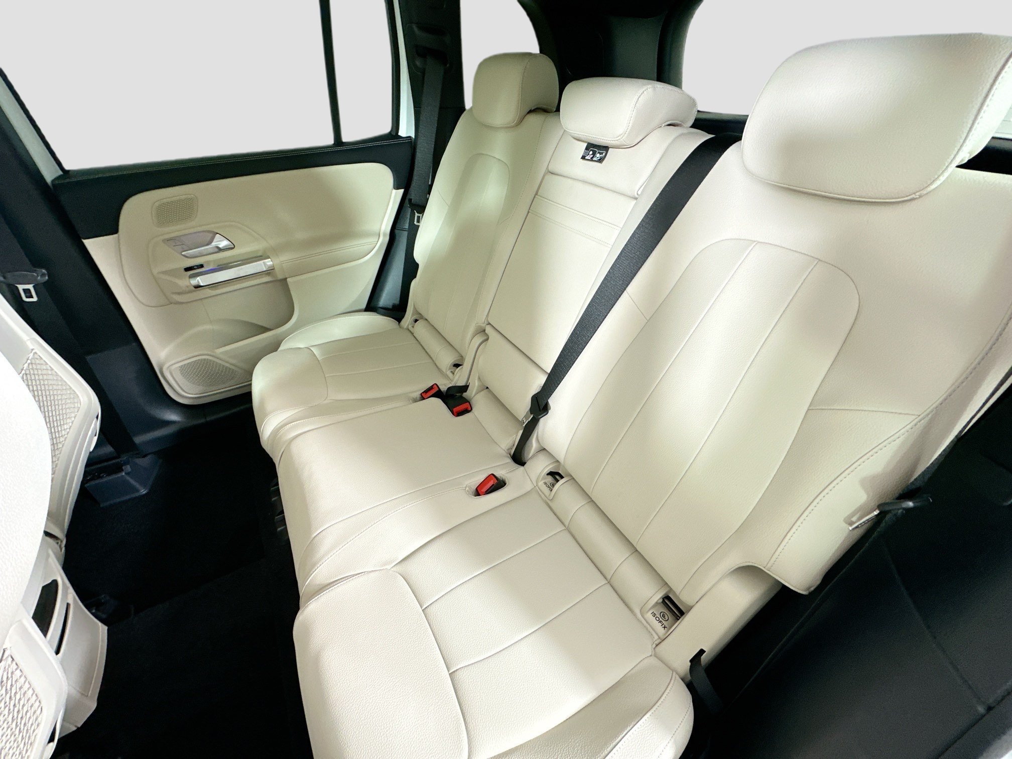 Certified 2026 Mercedes-Benz GLB 250 4MATIC image 30