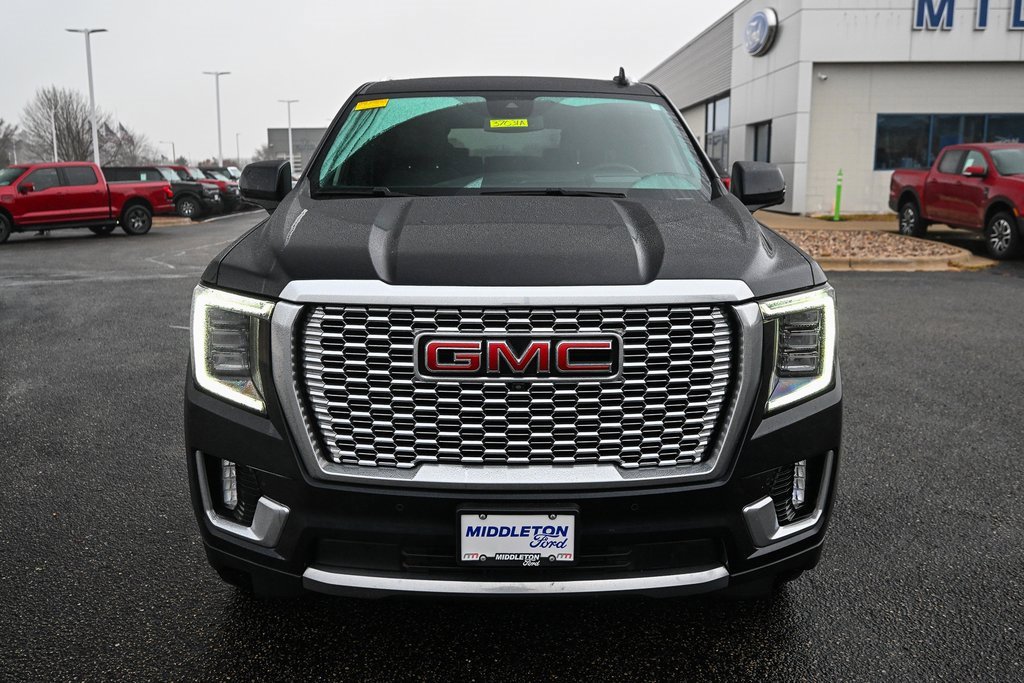 Used 2023 GMC Yukon XL Denali image 10