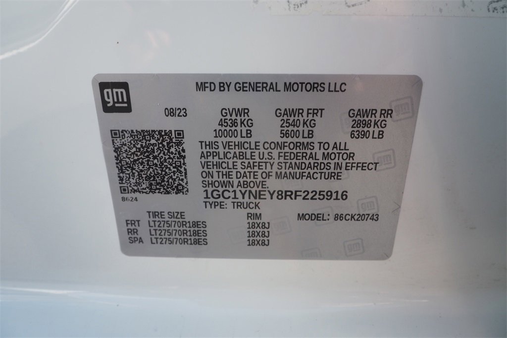 Used 2024 Chevrolet Silverado 2500 LT image 25