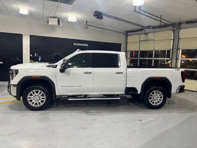 Used 2024 GMC Sierra 3500 SLT w/ SLT Premium Package AWD/4WD image 5