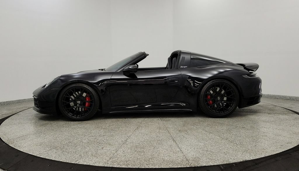 Used 2022 Porsche 911 Targa 4S AWD/4WD image 2