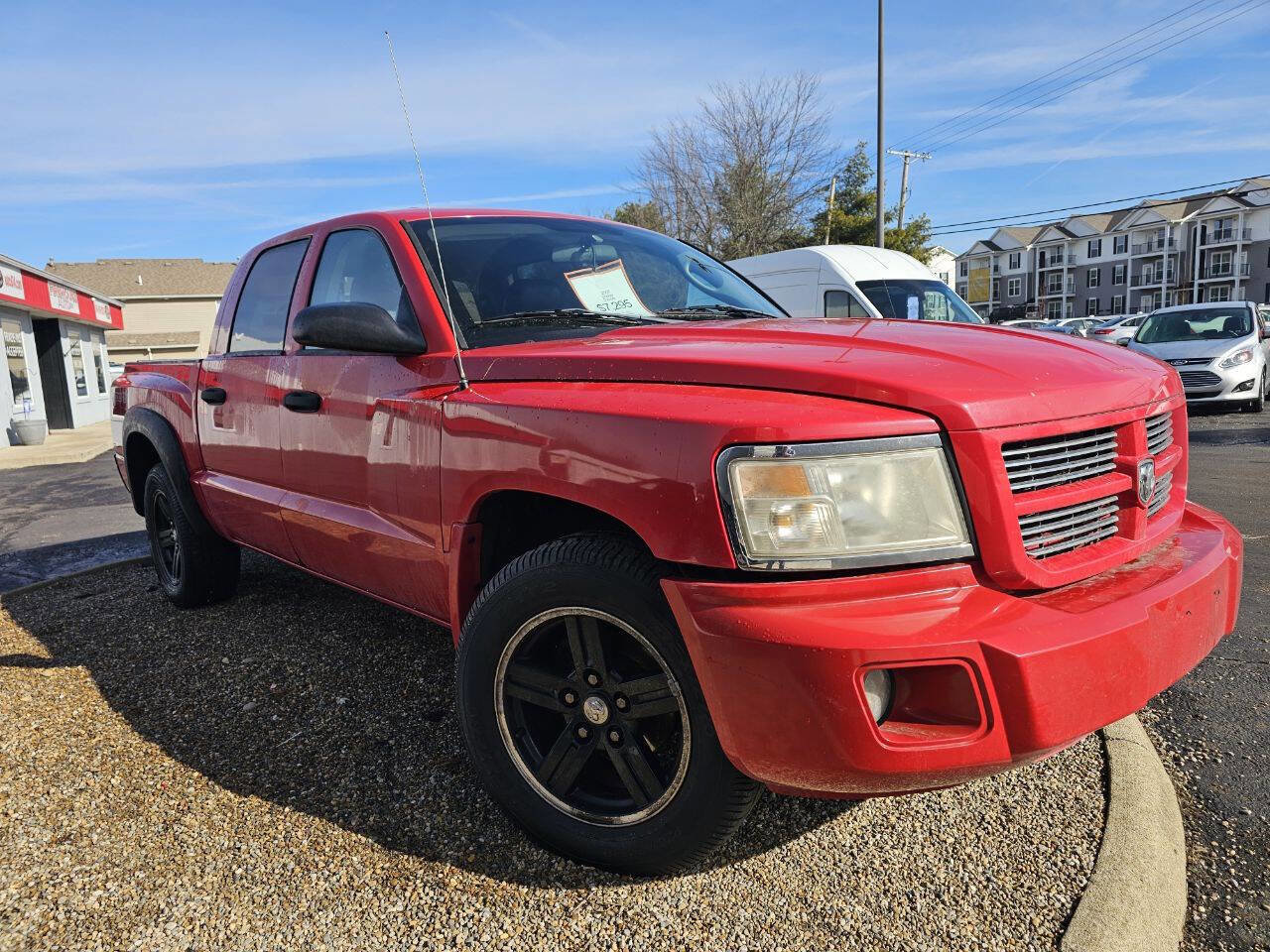 Used 2008 Dodge Dakota Sport image 3
