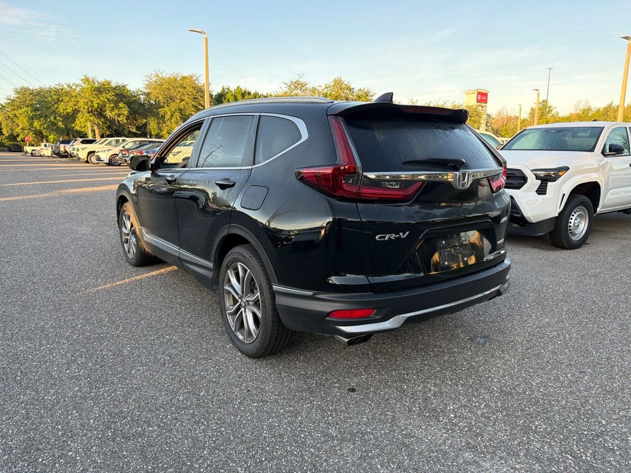 Used 2020 Honda CR-V Touring image 3