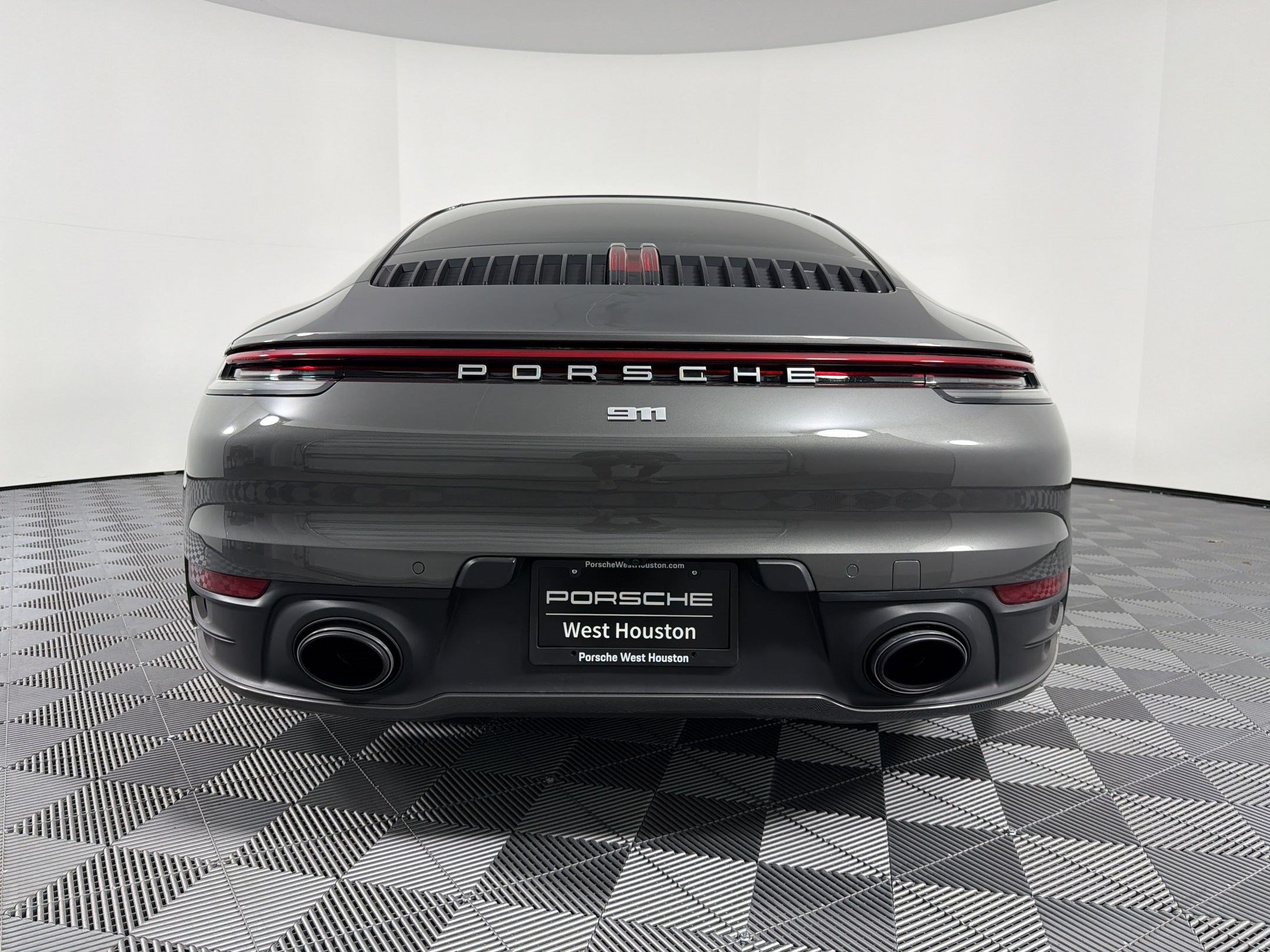 Certified 2021 Porsche 911 Carrera RWD image 10