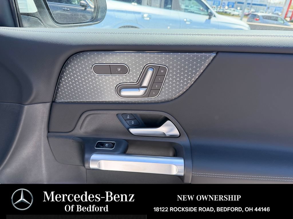 New 2026 Mercedes-Benz GLB 250 4MATIC image 28
