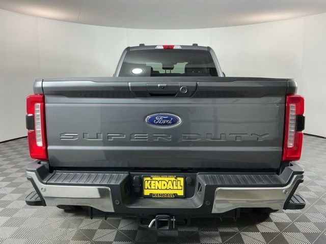 Used 2025 Ford F450 Lariat w/ FX4 Off-Road Package AWD/4WD image 5