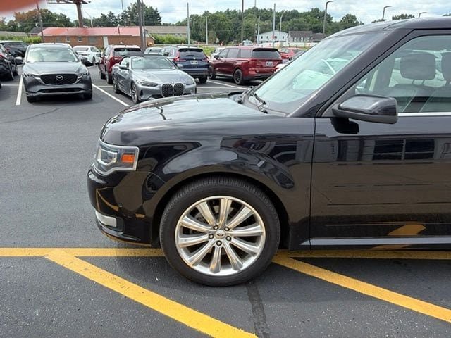 Used 2019 Ford Flex Limited w/ Equipment Group 303A AWD/4WD image 8